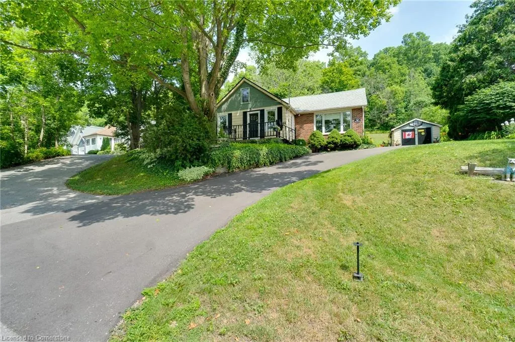 44 Parkside Avenue