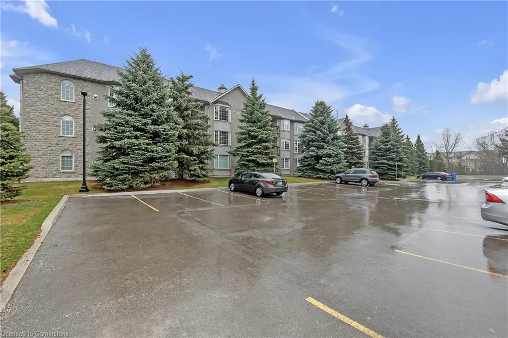 990 Golf Links Road, #106