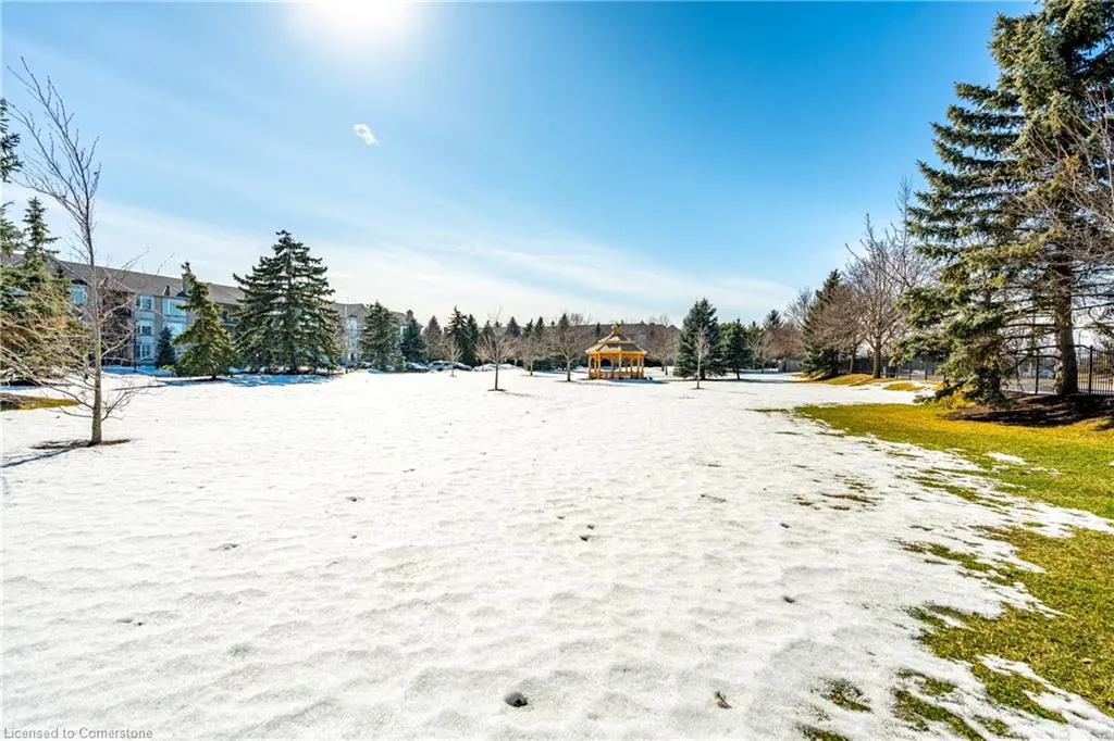 990 Golf Links Road, #106
