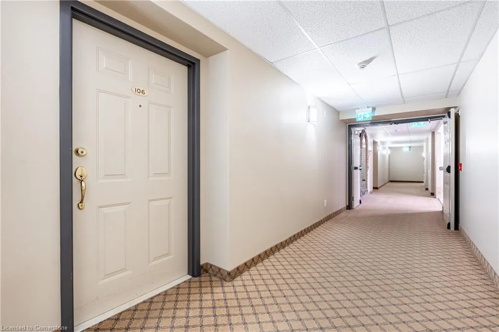 990 Golf Links Road, #106