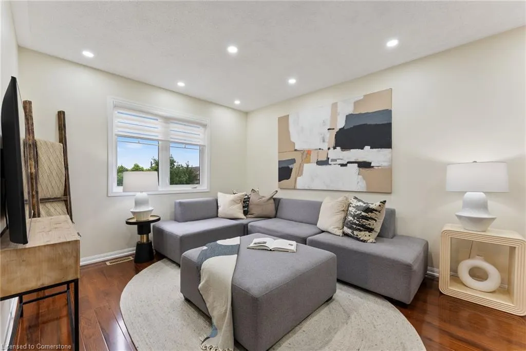 993 Whewell Trail
