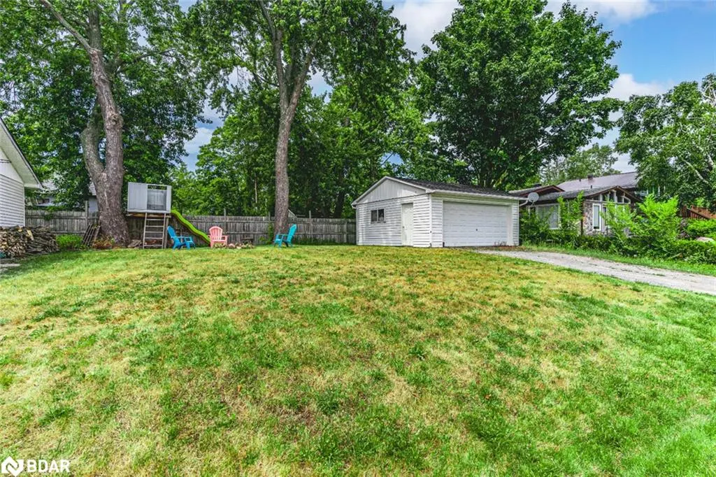 884 Maplewood Drive