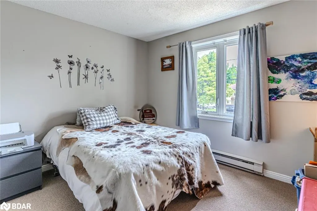 884 Maplewood Drive