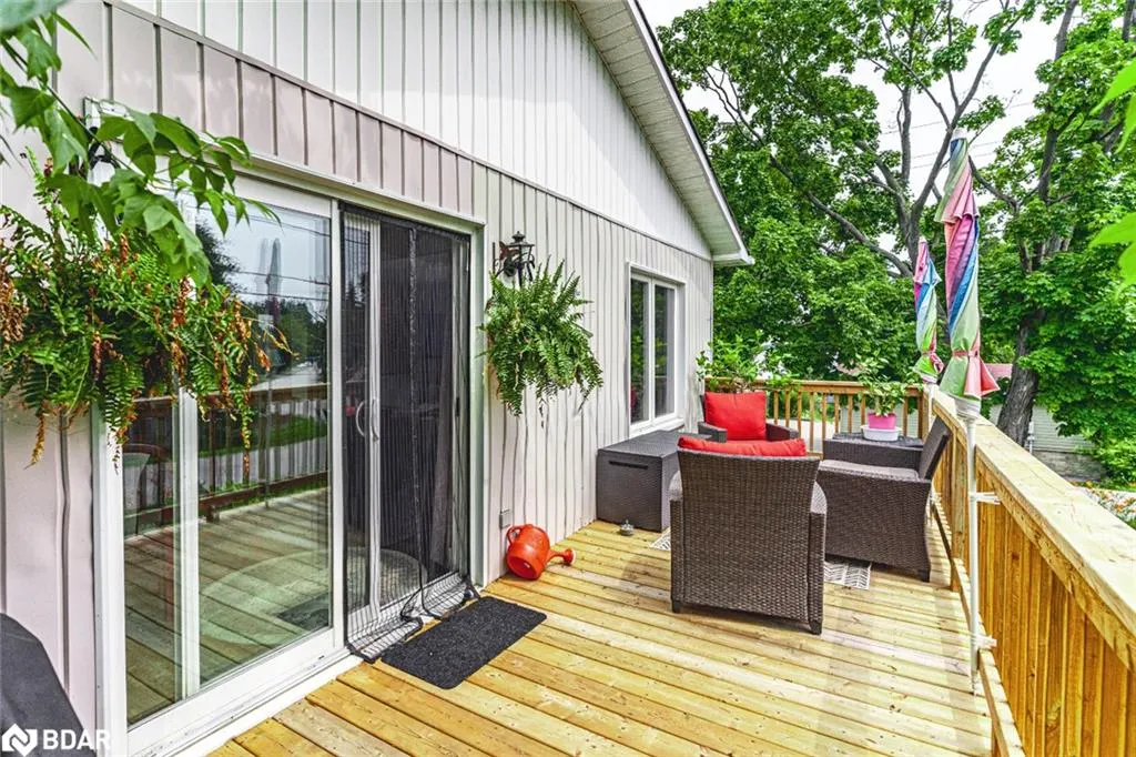 884 Maplewood Drive