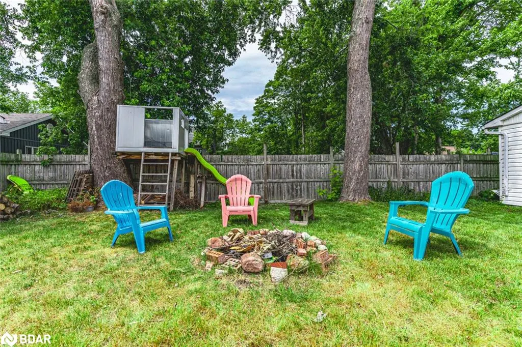 884 Maplewood Drive