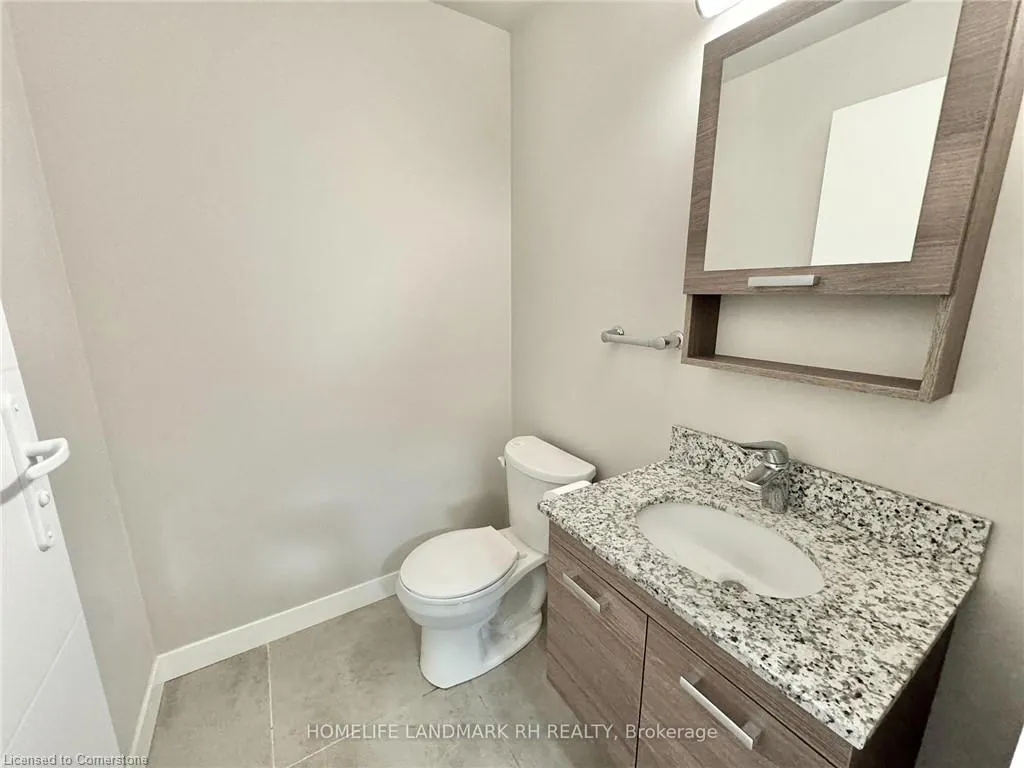 280 Lester Street, #210