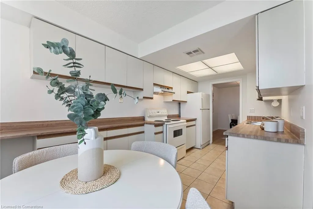 1230 Marlborough Court, #602
