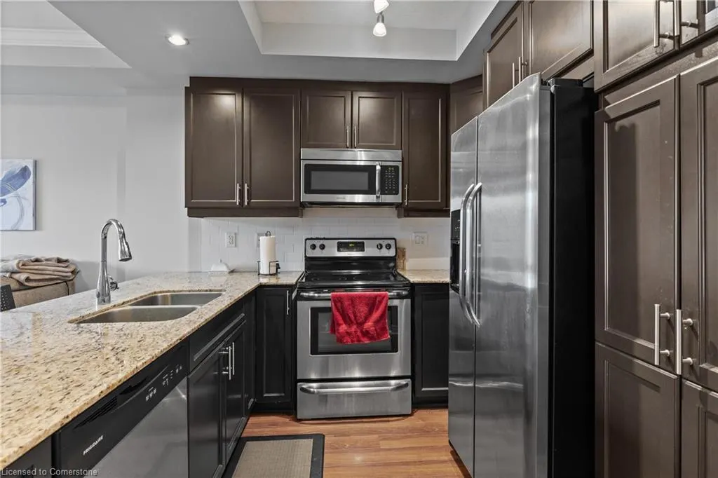 539 Belmont Avenue W, #210