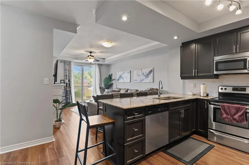 539 Belmont Avenue W, #210