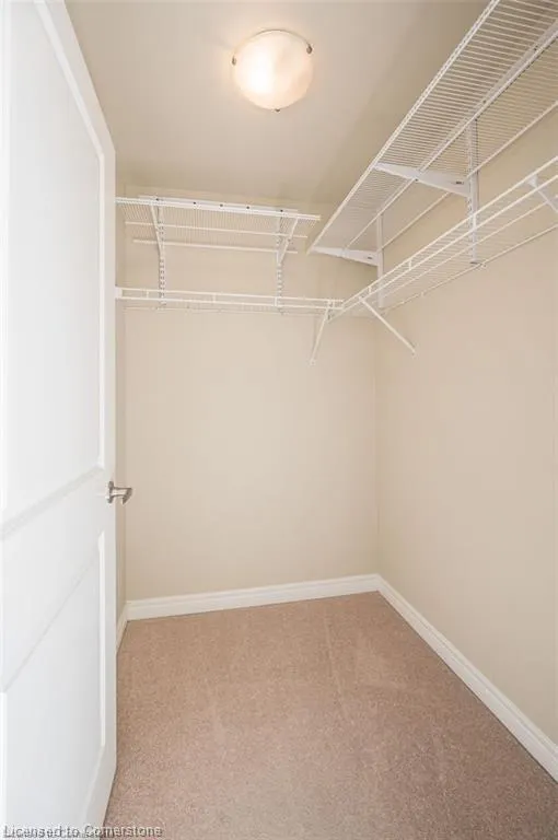 539 Belmont Avenue W, #210