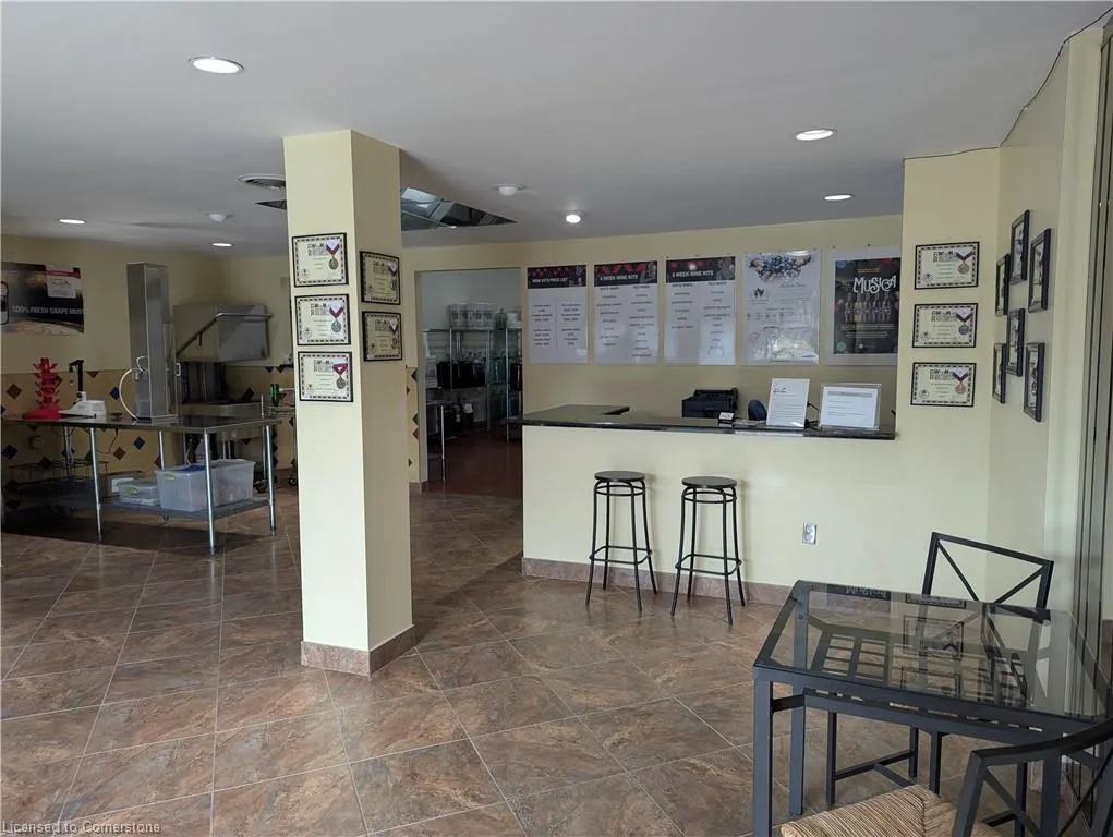407 Gage Avenue, #5