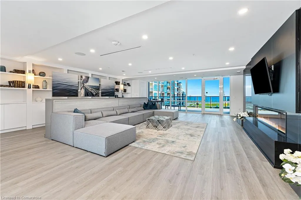 16 Concord Place, #519