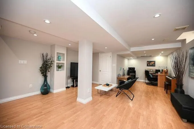 7019 Graydon Court