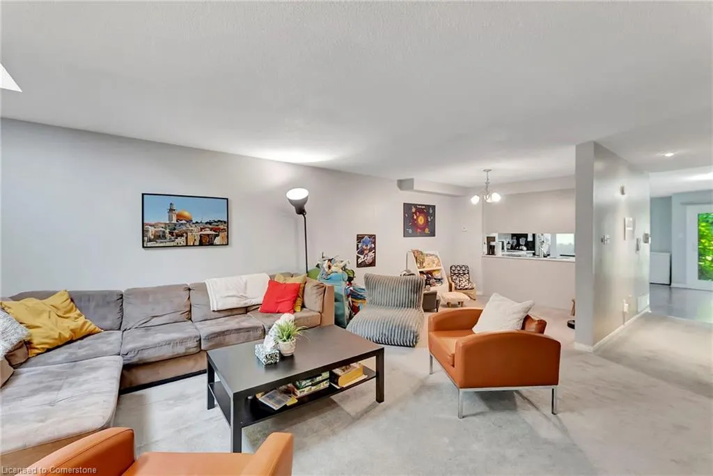 26 Moss Boulevard, #34