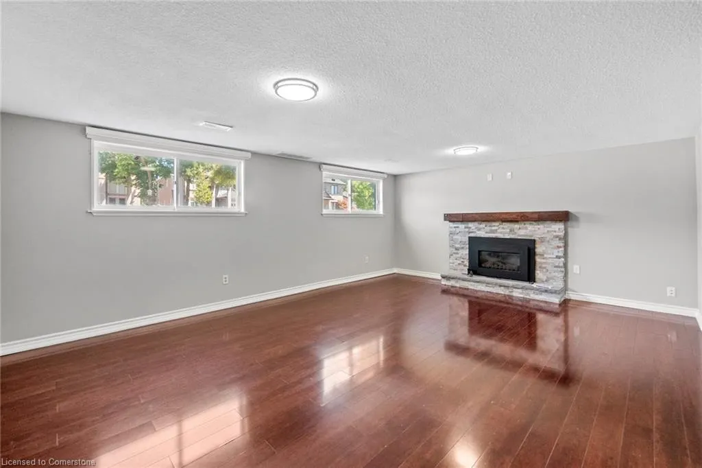 364 Red Oak Avenue