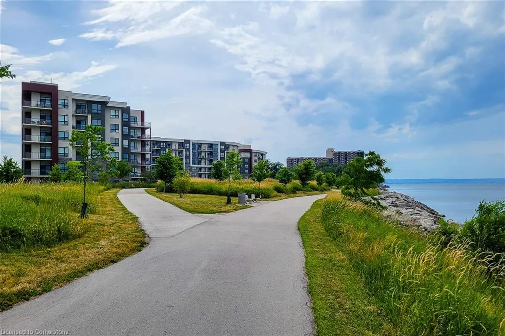 101 Shoreview Place, #513