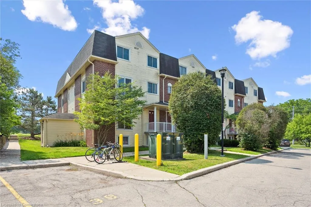 458 Janefield Avenue, #225