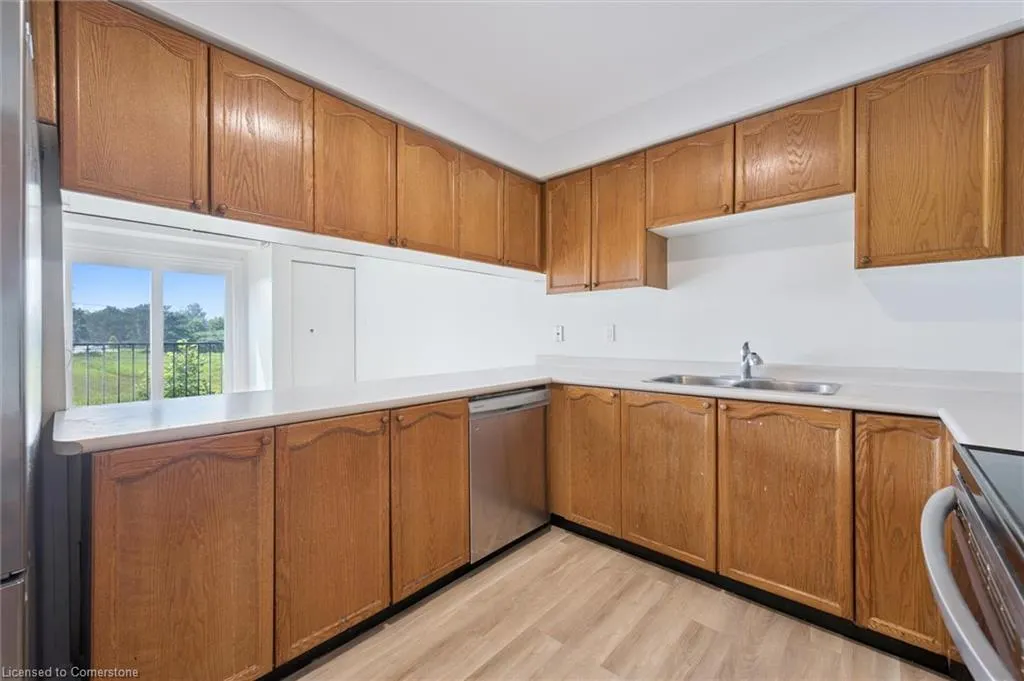 458 Janefield Avenue, #225