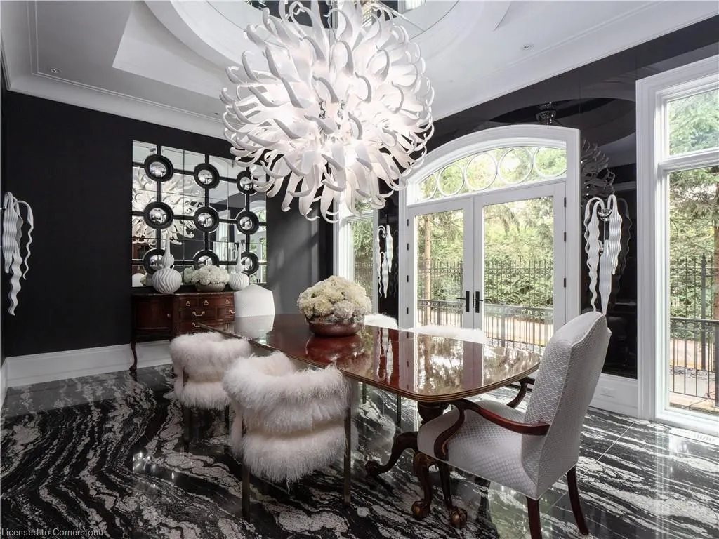 15 Chartwell Road
