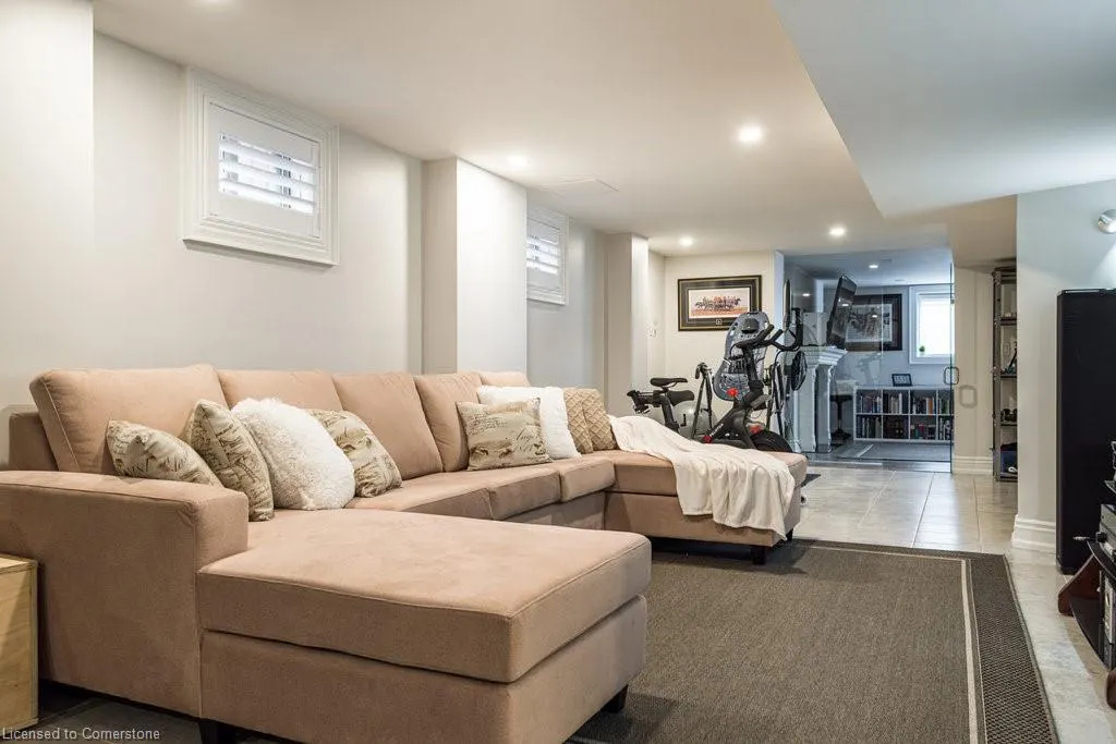 2293 Sovereign Street