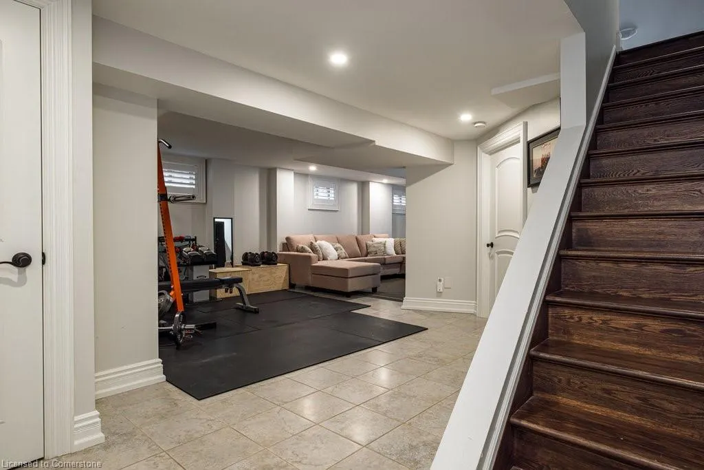 2293 Sovereign Street