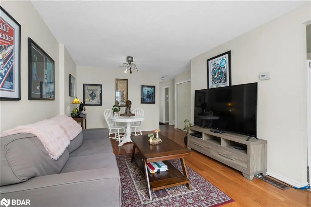 28 Donald Street, #68