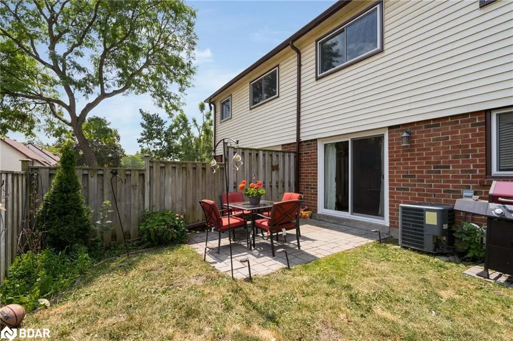 28 Donald Street, #68