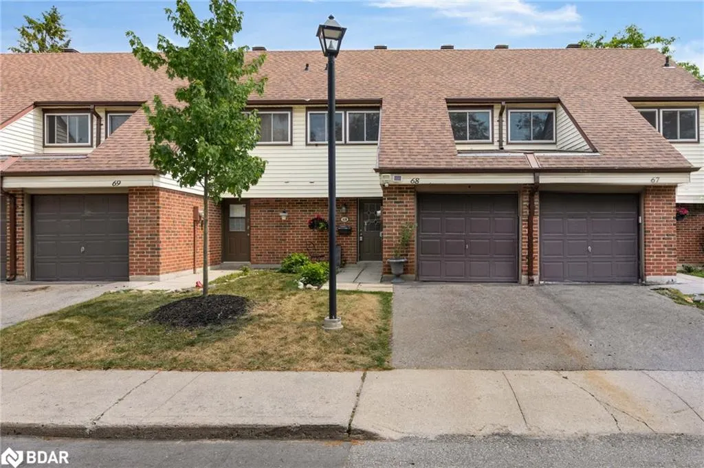 28 Donald Street, #68