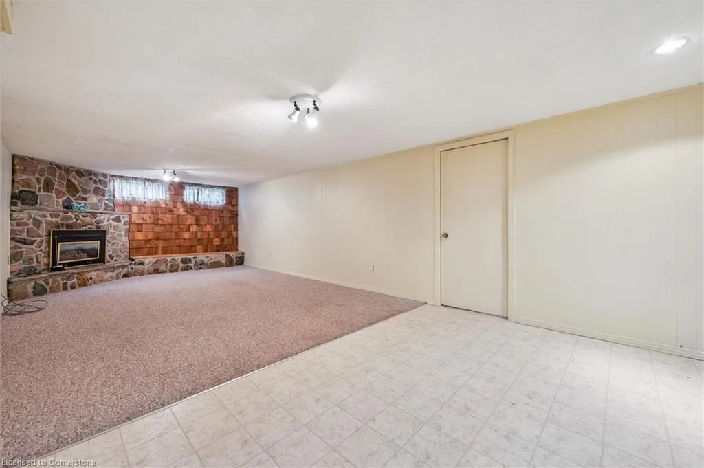9 Robin Drive