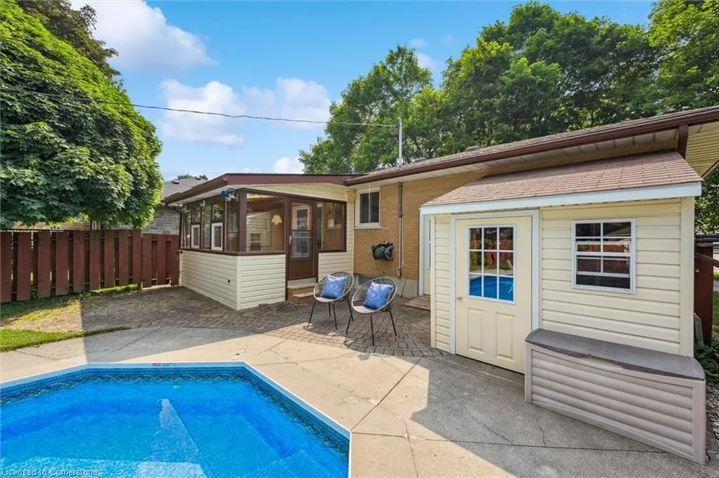 9 Robin Drive