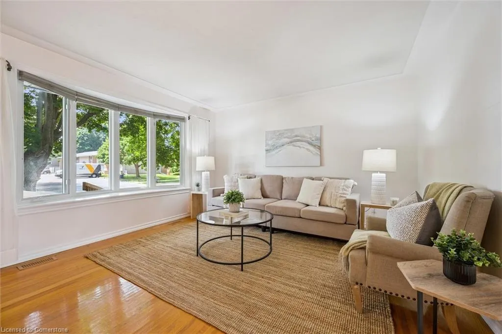 9 Robin Drive