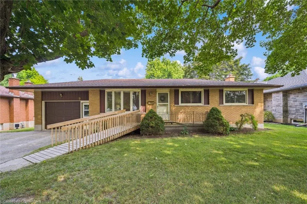 9 Robin Drive