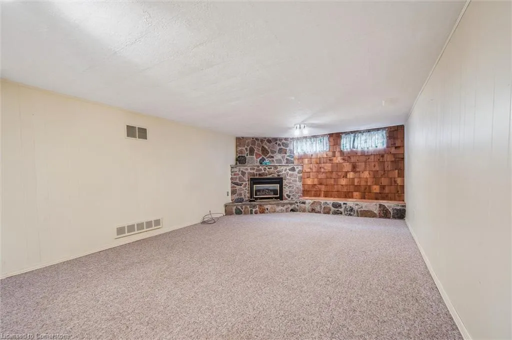 9 Robin Drive