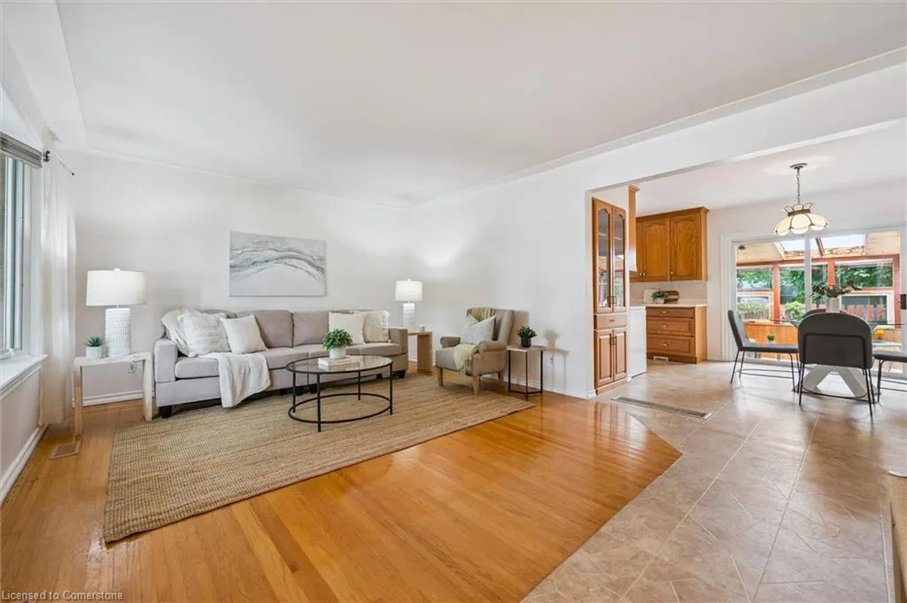 9 Robin Drive
