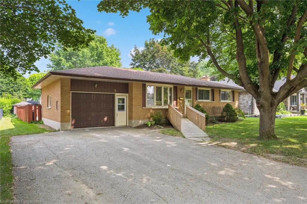 9 Robin Drive