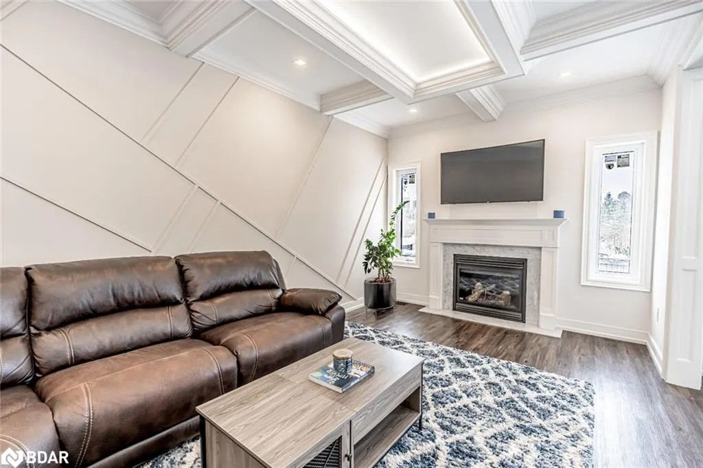 99 Mcintyre Drive