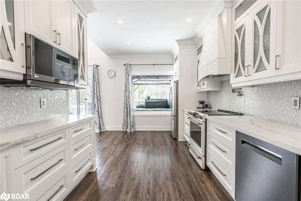 99 Mcintyre Drive
