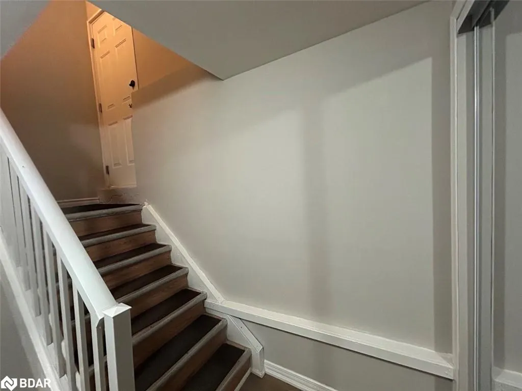 395 Raymond Avenue, #BASEMENT