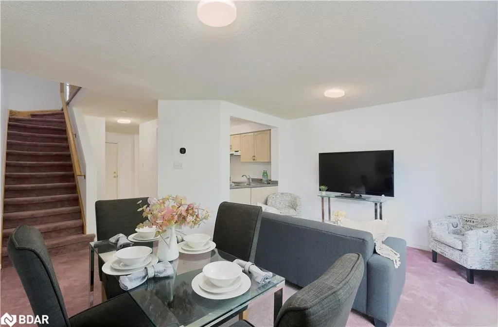 1285 Bristol Road W, #15