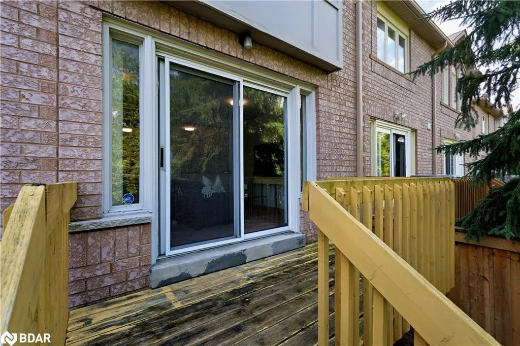 1285 Bristol Road W, #15