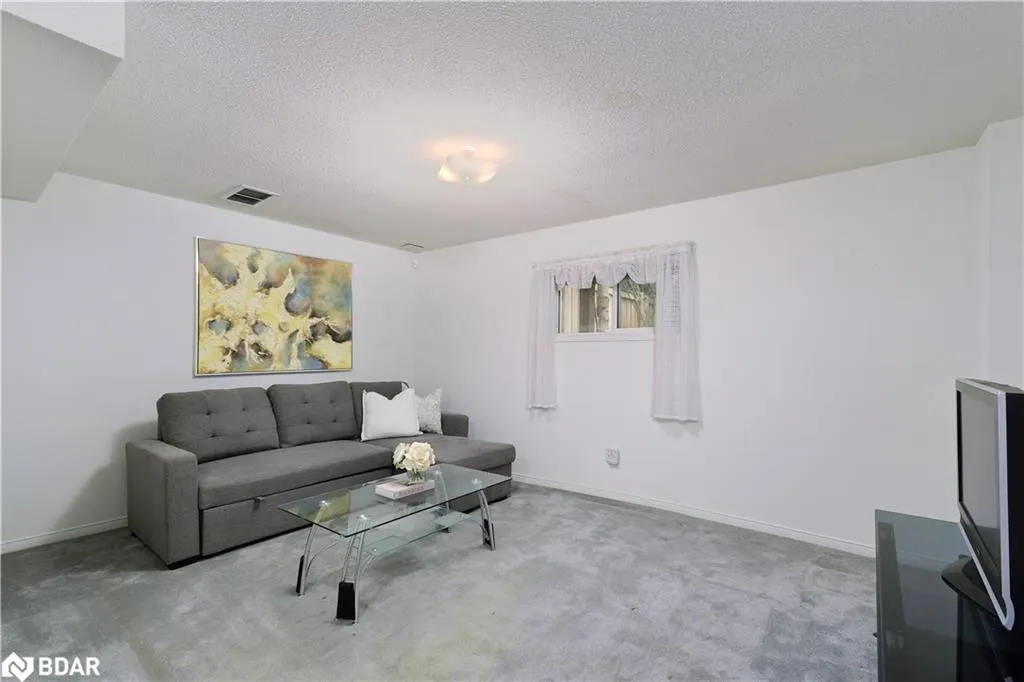 1285 Bristol Road W, #15