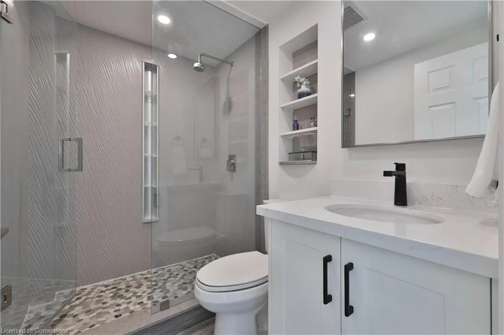 415 Locust Street, #1103