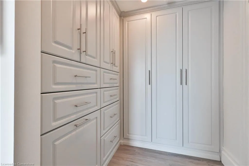 415 Locust Street, #1103