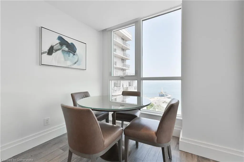 415 Locust Street, #1103