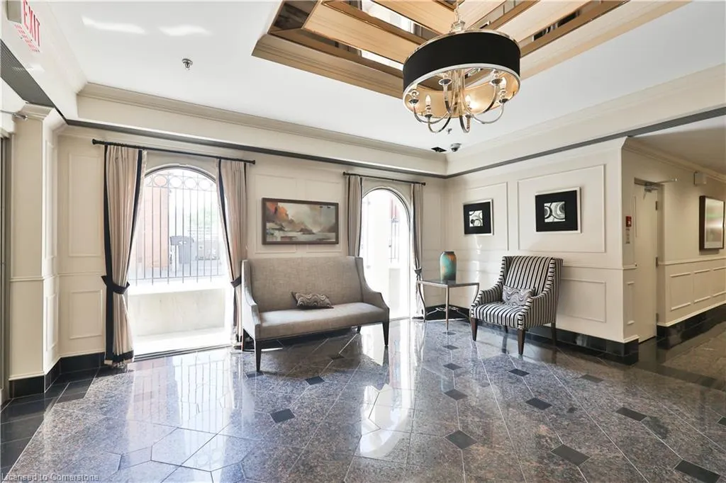 415 Locust Street, #1103
