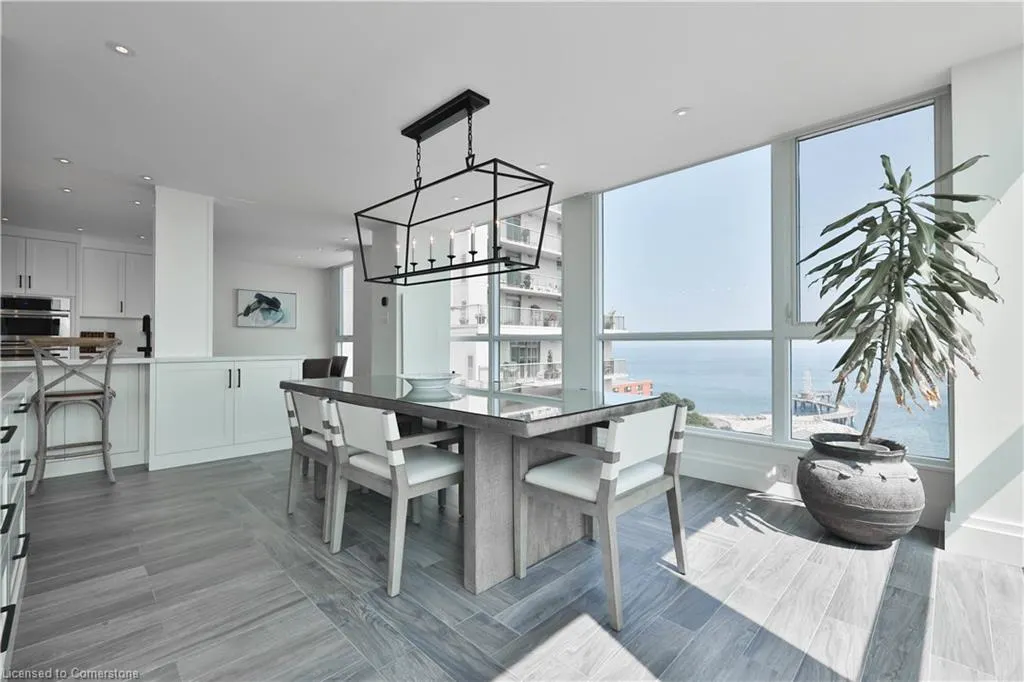 415 Locust Street, #1103