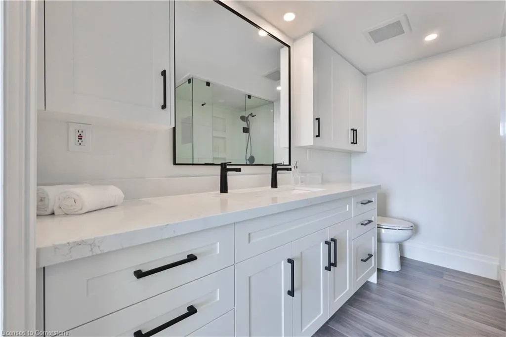 415 Locust Street, #1103