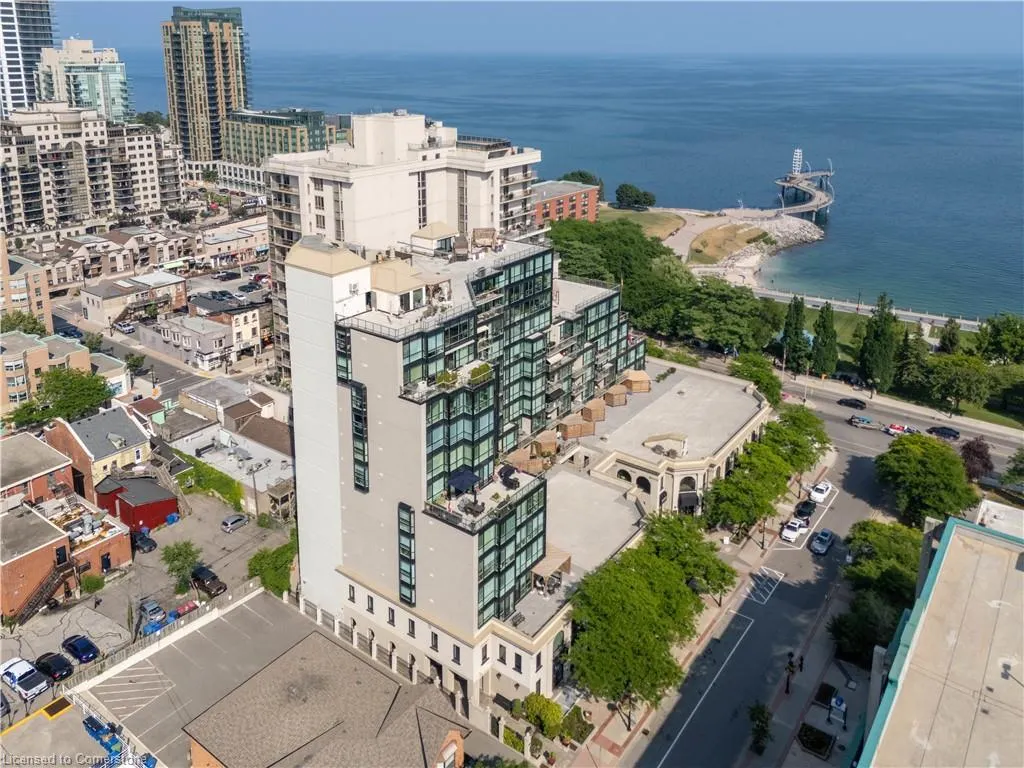415 Locust Street, #1103