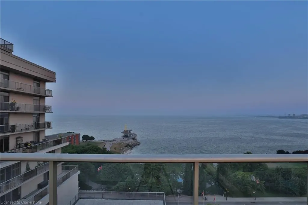 415 Locust Street, #1103