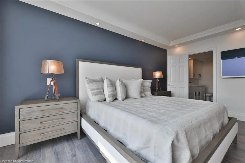 415 Locust Street, #1103